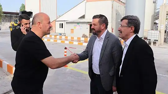 Mehmet Aydemir, Her Gittiği Yerde Sevgi Gösterileriyle Karşılanıyor.