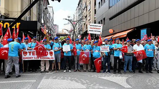 Özgür Özel: Ahmet Akın'ın Makam Kahvesini İçmeyi Çoktan Hak Ettik