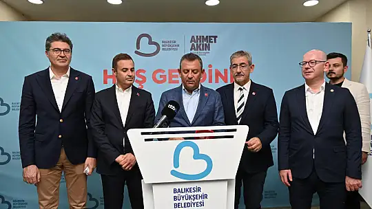 Özgür Özel: Ahmet Akın'ın Makam Kahvesini İçmeyi Çoktan Hak Ettik