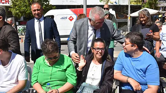 Başkan Ertaş, özel çocuklarla bir araya geldi