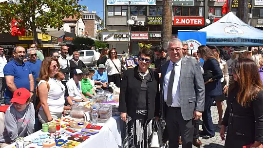 Başkan Ertaş, özel çocuklarla bir araya geldi