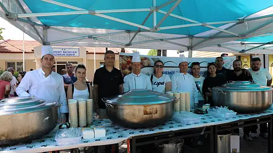 Edremit Belediyesi'nde aşure hayırları başladı