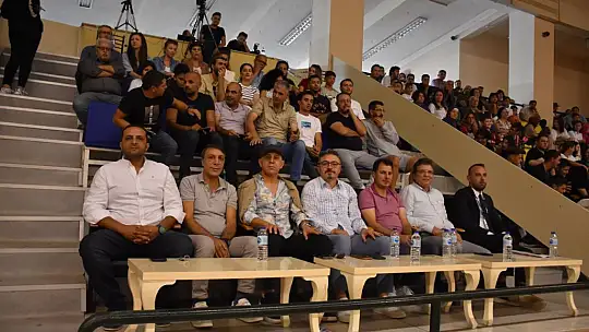 Gürespor kayıpsız yoluna devam ediyor