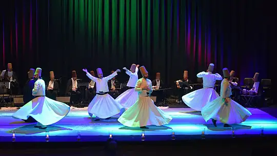 Şeb-i Arus gecesi mest etti