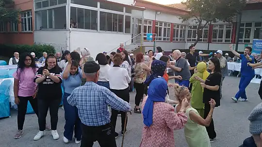 'Sevgi Yumağı' Projesi