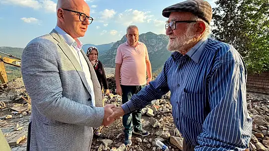 Serkan Sarı'dan Çağrı: Sındırgı 'Afet Bölgesi' İlan Edilsin