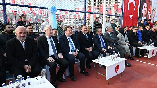 KARESİ'DE AÇILIŞLAR HIZ KESMEDEN DEVAM EDİYOR