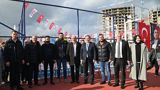KARESİ'DE AÇILIŞLAR HIZ KESMEDEN DEVAM EDİYOR
