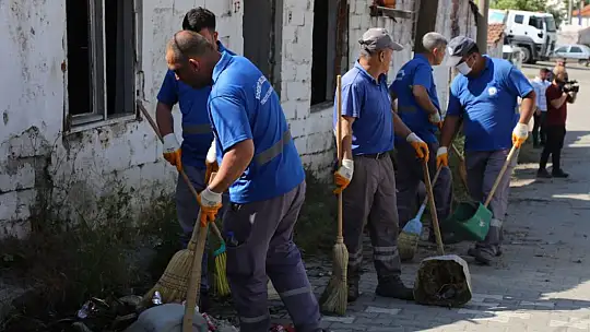 İbrahimce'de Sokaklar Pırıl Pırıl