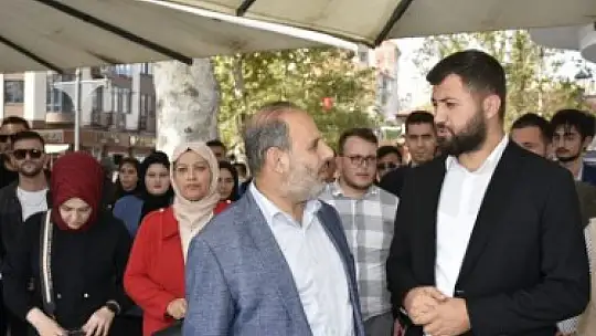 Balıkesir'de AK Parti'li gençler İsrail'i protesto etti