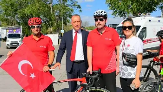 PEDALLAR CUMHURİYET İÇİN ÇEVRİLDİ.