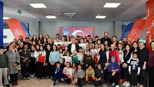 Cumhuriyetin 101. Yılında Spor Etkinlikleriyle Bayram Coşkusu Sürüyor