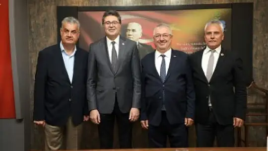 BAYRAMDA BAŞKAN ERTAŞ'A ZİYARETÇİ AKINI