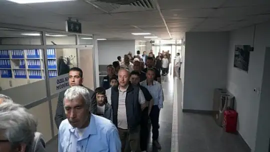 BAYRAMDA BAŞKAN ERTAŞ'A ZİYARETÇİ AKINI