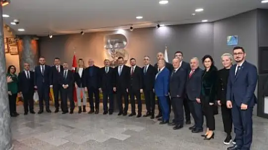 Veysel Eroğlu Balıkesir'de bir dizi temaslarda bulundu.