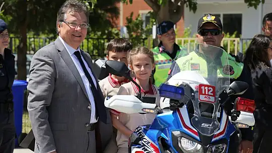 Trafikte Yılın 'En İyileri' Ödüllendirildi...