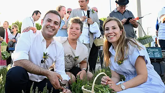Uluslararası 6. Balıkesir Aromaterapi Festivali coşkuyla başladı