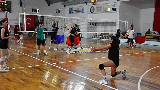 Edremit Temsilcileri Yeni Sezona Hazırlanıyor