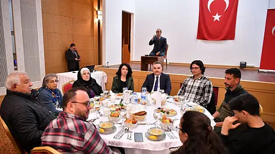 Edremit'te Şehit Aileleri Ve Gazilere İftar Verildi