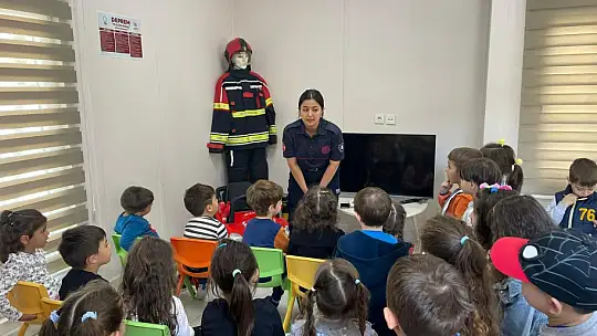 Minik öğrencilere uygulamalı trafik eğitimi