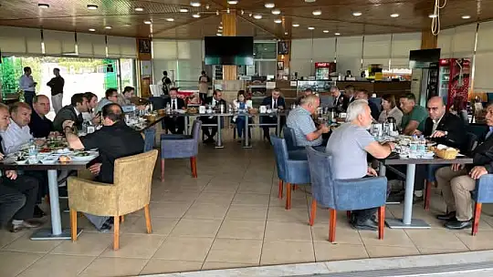 İzmir'de 10 numara şehrin  10 NUMARA DEĞERLERİ BULUŞTU.