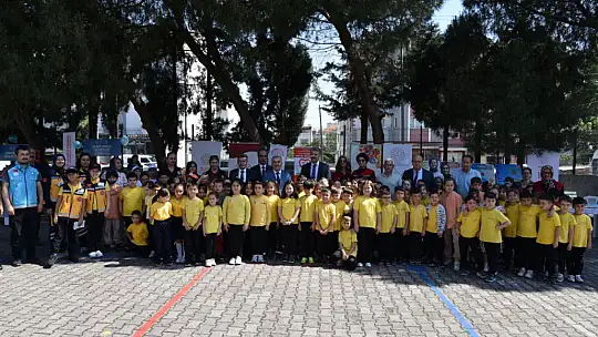 Altıeylül Fevzi Çakmak İlkokulu'nda 'Sağlıklı Çocuk, Sağlıklı Gelecek' Tanıtım Programı Gerçekleştirildi
