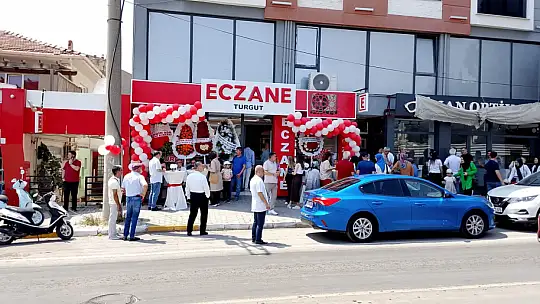 Turgut Eczanesi Görkemli Bir Törenle Açıldı