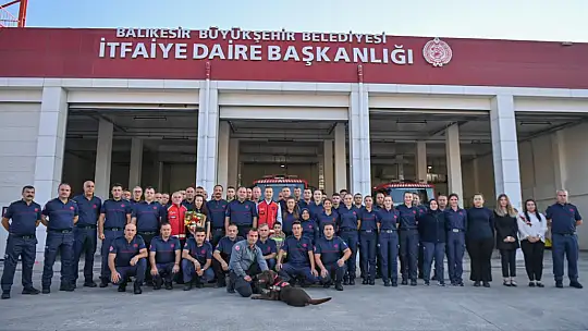 Balıkesir İtfaiyesi'nin 683 kahramanı 12 günde 971 yangına müdahale etti