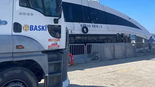Kaza yapan deniz otobüsünün imdadına BASKİ yetişti