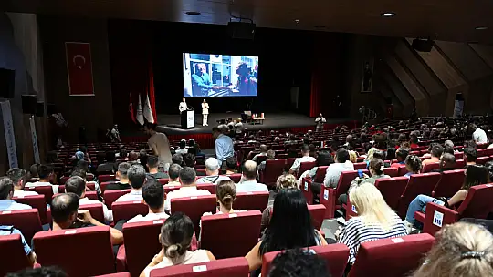 Akın'dan Balıkesir'de deprem seferberliği çağrısı : 'Birlik olmalıyız'