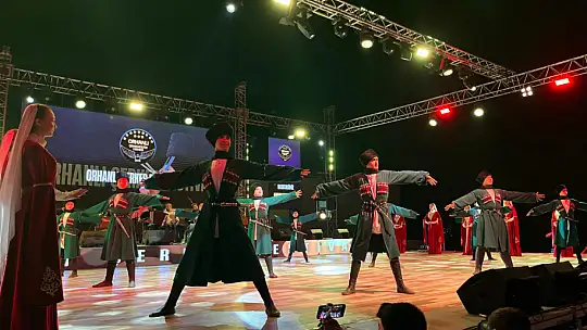 ORHANLI ÇERKES FESTİVALİ'NDE BİRLİK VE DAYANIŞMA COŞKUSU