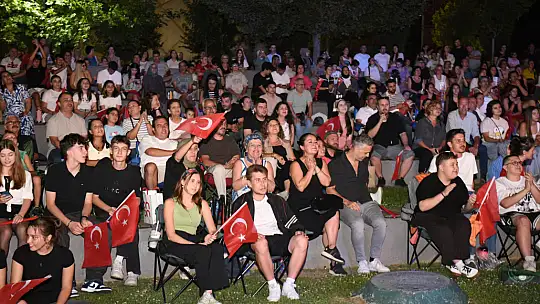 Balıkesir'de 30 Ağustos Zafer Bayramı coşkuyla kutlandı