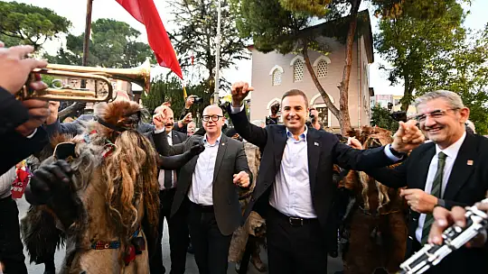 Büyükşehirden Dünya Balıkesirliler Günü'nde muhteşem kortej