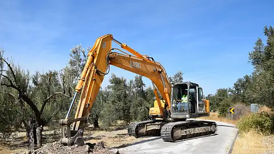 Akın'ın talimatıyla BASKİ Murateli'nin su sorununu çözdü