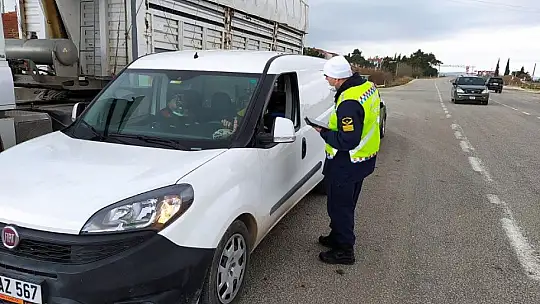 Jandarmadan Sürücülere 'Cep Telefonu' Denetimi