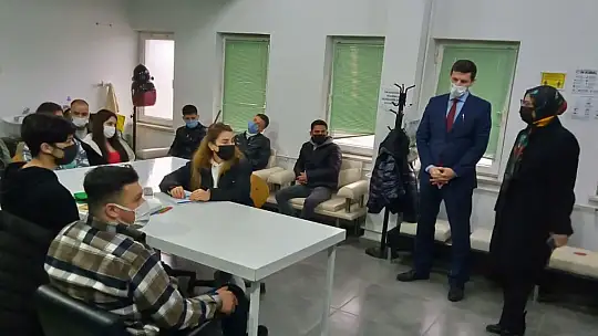 Milletvekili Belgin Uygur Burhaniye'de Ziyaretlerde Bulundu