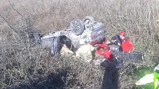 Susurluk'ta Trafik Kazası: 3 Yaralı