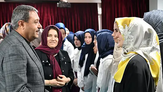 Vali Şıldak Kuran Kursunda Öğrencilerle İftar Yaptı