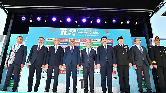 Cumhurbaşkanlığı Türkiye Bisiklet Turu Ayvalık'ta Mola Verdi