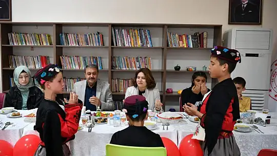 23 Nisan'da Çocuk Evinde Neşe Dolu İftar