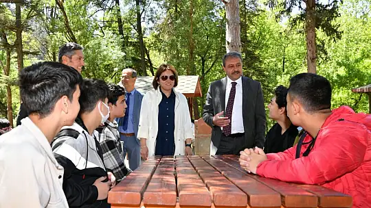 Vali Şıldak Öğrencilerle Piknikte Buluştu