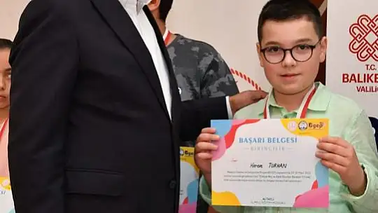 Bu Gençler Balıkesir'in Akıl ve Zeka Küpleri