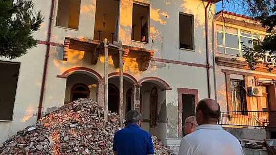 Şıldak Ailesi'den Sürpriz Mahalle Ziyaretleri