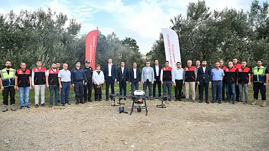 Zeytinde İnsansız Hava Aracı Projesinin İlk Denemesi Yapıldı