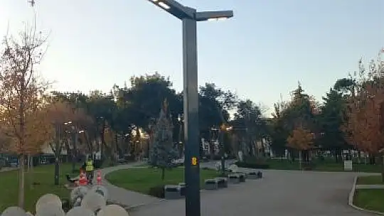 Şehitler Parkı'na Yeni Nesil Aydınlatma