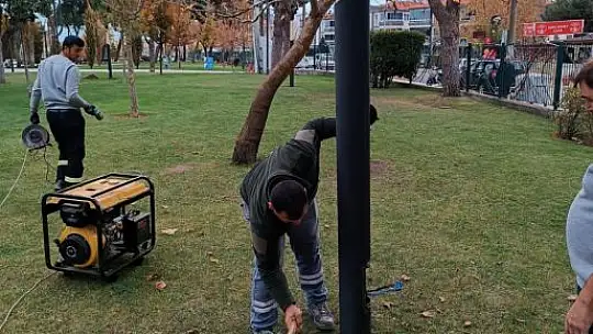Şehitler Parkı'na Yeni Nesil Aydınlatma