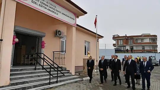 Vali Şıldak'tan Miniklere Ziyaret