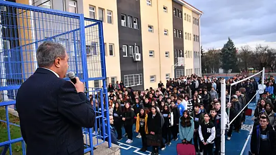 Vali Şıldak'tan Okul Ziyareti