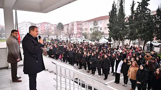 Vali Şıldak'tan 2023'ün İlk Okul Ziyareti