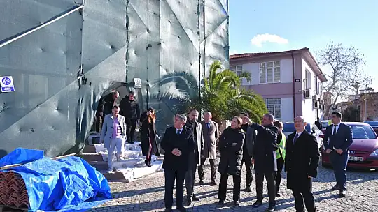 Vali Şıldak Restorasyon Çalışmalarını İnceledi
